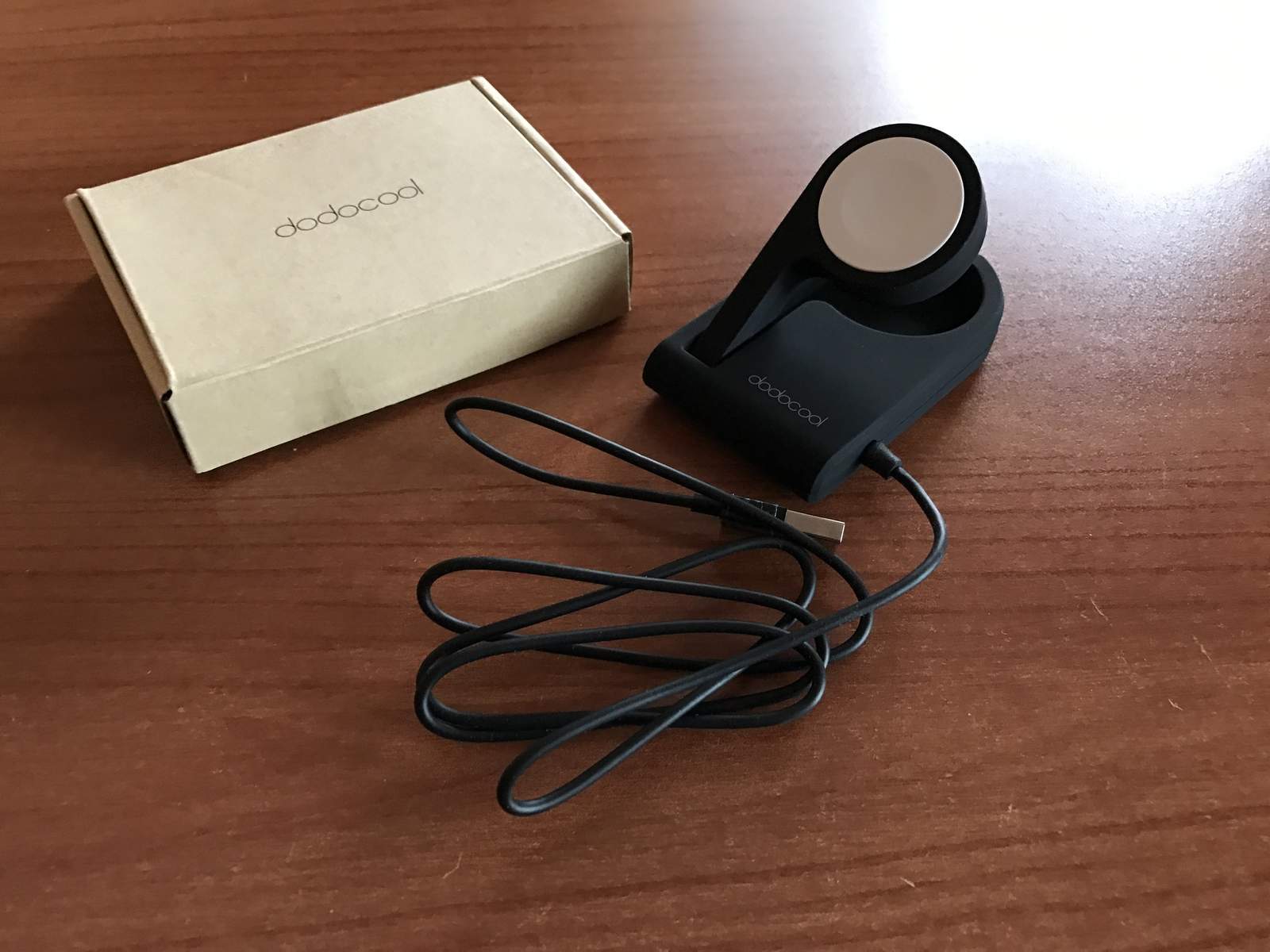 Galleria 1 del post: Recensione base ricarica Wireless Dodocool per Apple Watch