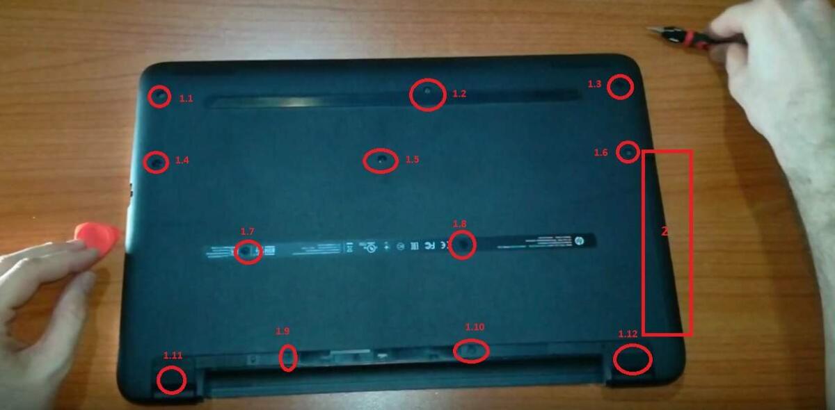 Come smontare un Notebook HP: Video Guida di YourLifeUpdated - 