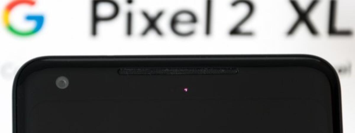 Luce rossa sempre attiva sui Pixel 2? Ecco cos'è - 
