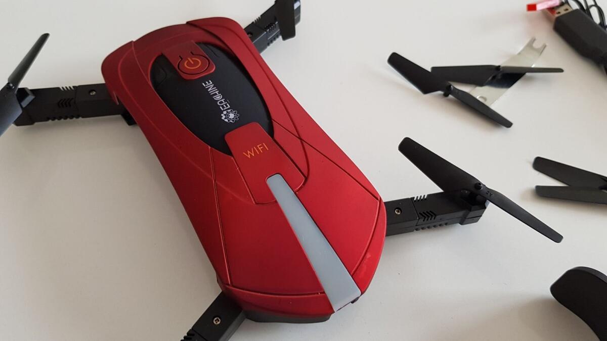 Recensione Drone Pieghevole Eachine E52 - 