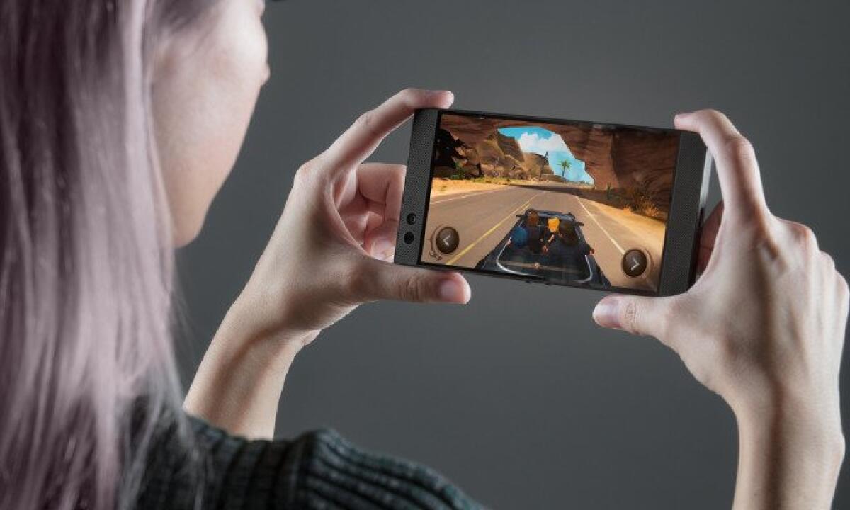 Razer Phone: Ufficiale il primo smartphone dedicato al Gaming - 