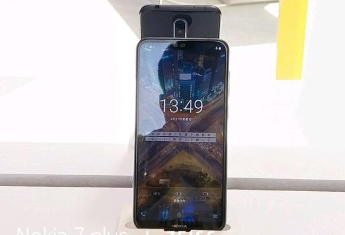 Nokia cede al fascino della Notch: Ecco Nokia X - 