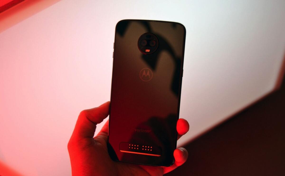 Motorola Moto Z3 Ufficiale: Bellissimo, potente e non troppo costoso - 