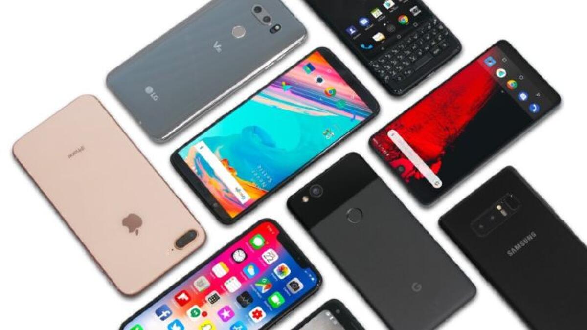 Non comprate mai uno Smartphone appena uscito: Aspettate un mesetto per risparmiare - 