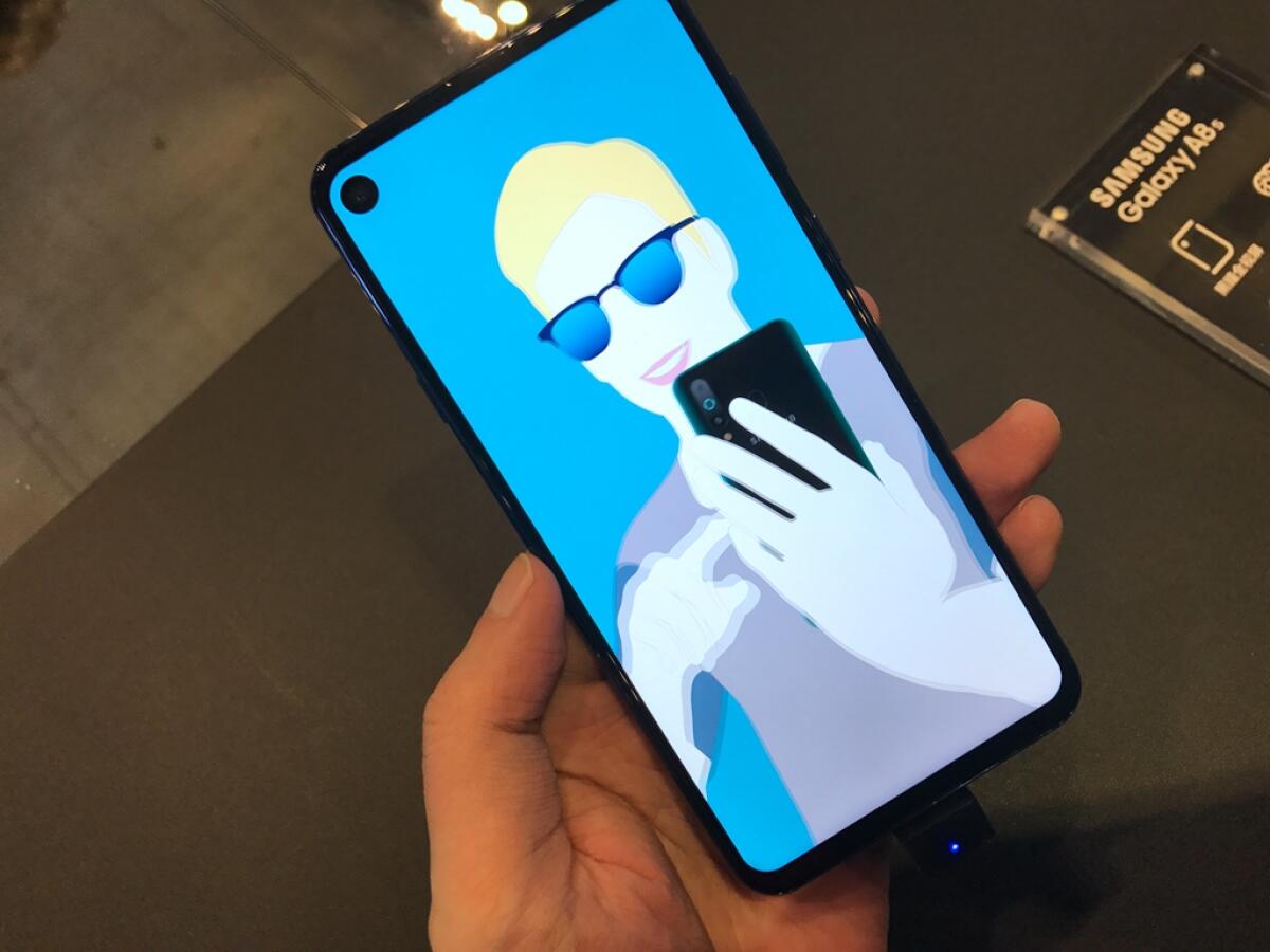 Samsung Galaxy A8s è ufficiale: Scheda Tecnica e Caratteristiche Tecniche - 