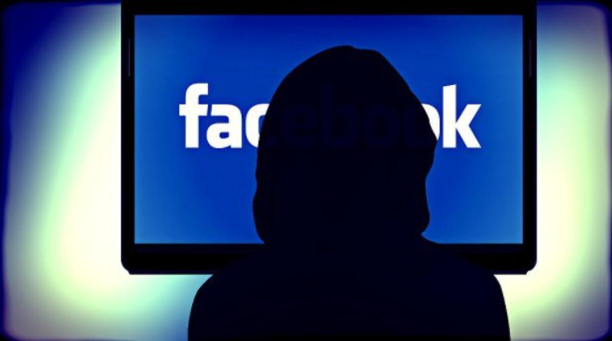 Ottieni 285 euro di risarcimento per ogni anno che sei su Facebook con Altroconsumo - 