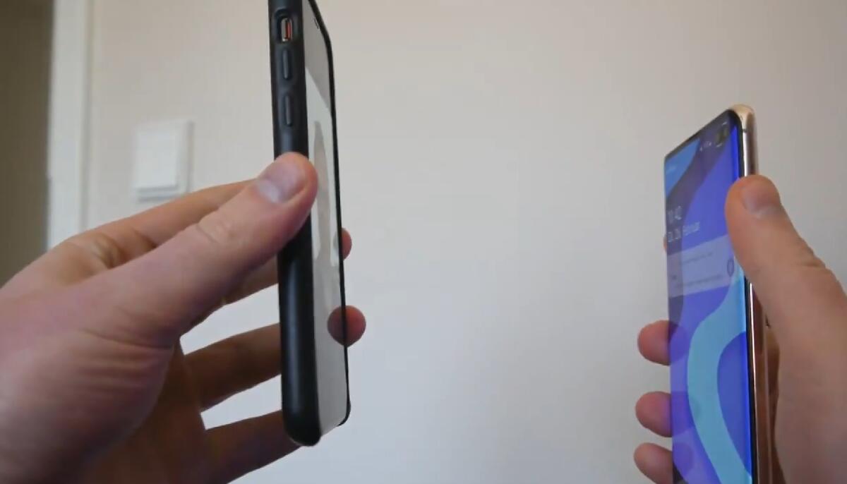 Lo Sblocco con il Volto del Galaxy S10 aggirato da una Foto [Video] - 