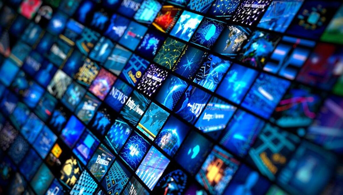 IPTV Gratis? SKY richiede a Google la rimozione dei migliori Siti per richiedere le Lista. Ecco l'elenco - 