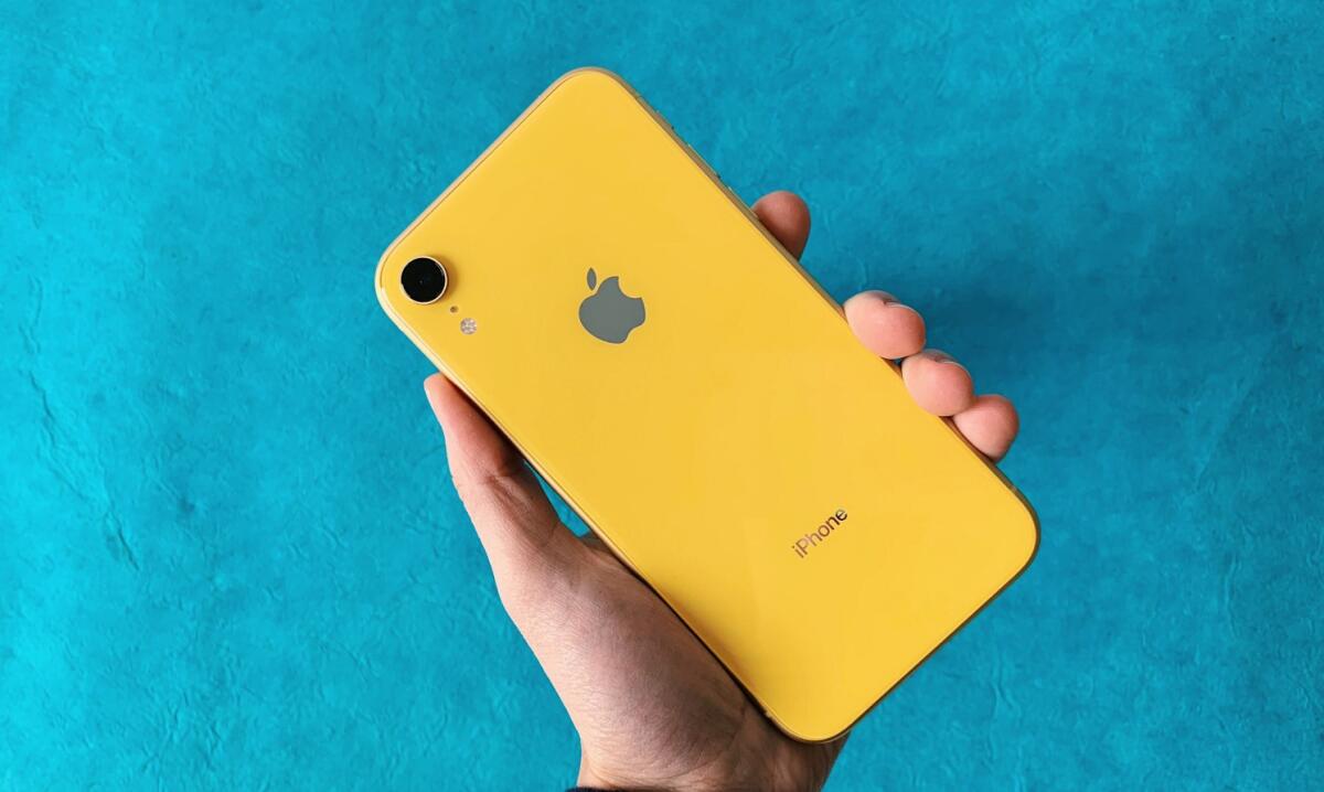 iPhone XR ricarica wireless: c'è o no? - 
