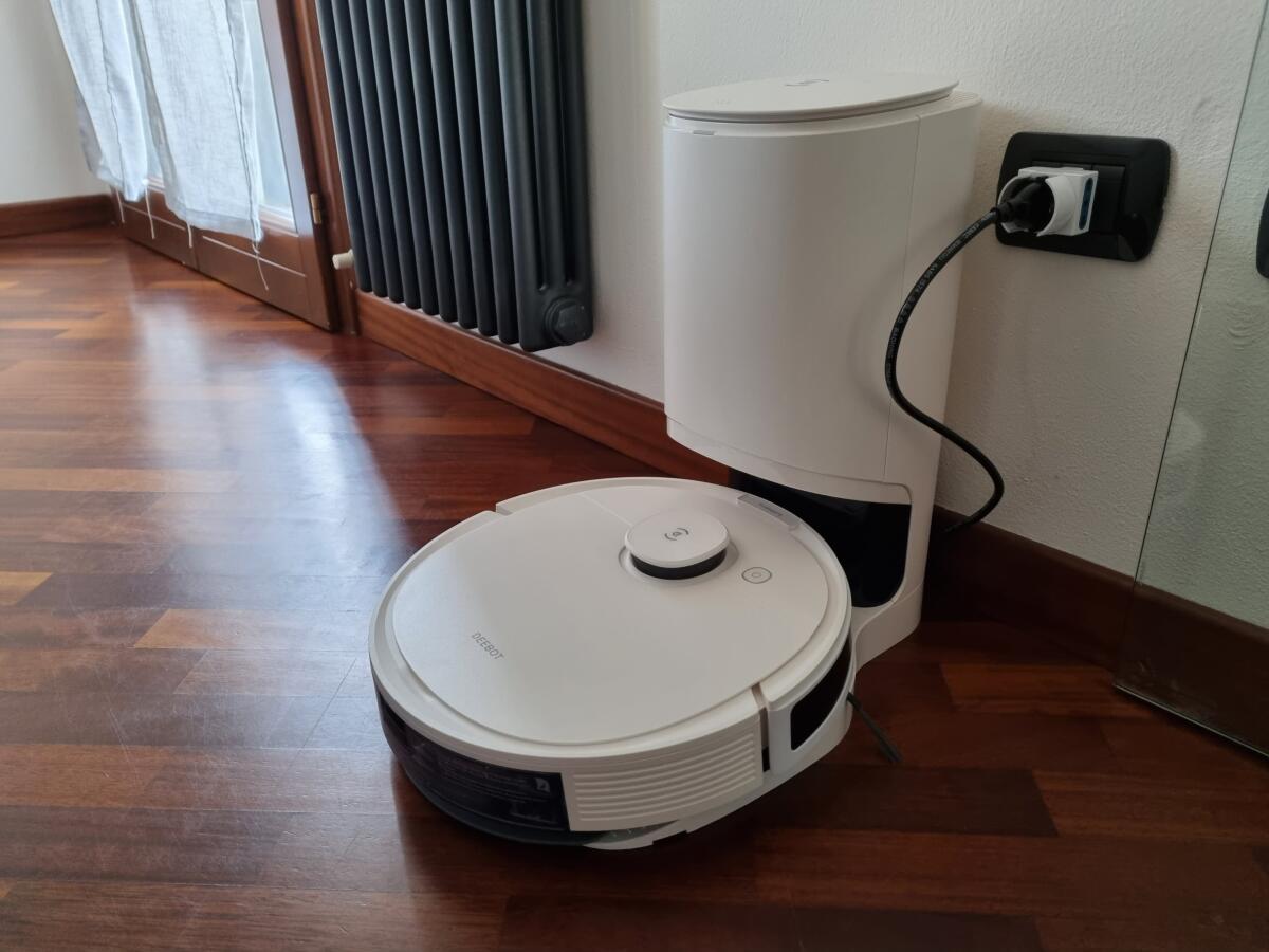 RECENSIONE Robot Aspirapolvere Ecovacs DEEBOT N8+: ha senso comprarlo? - 