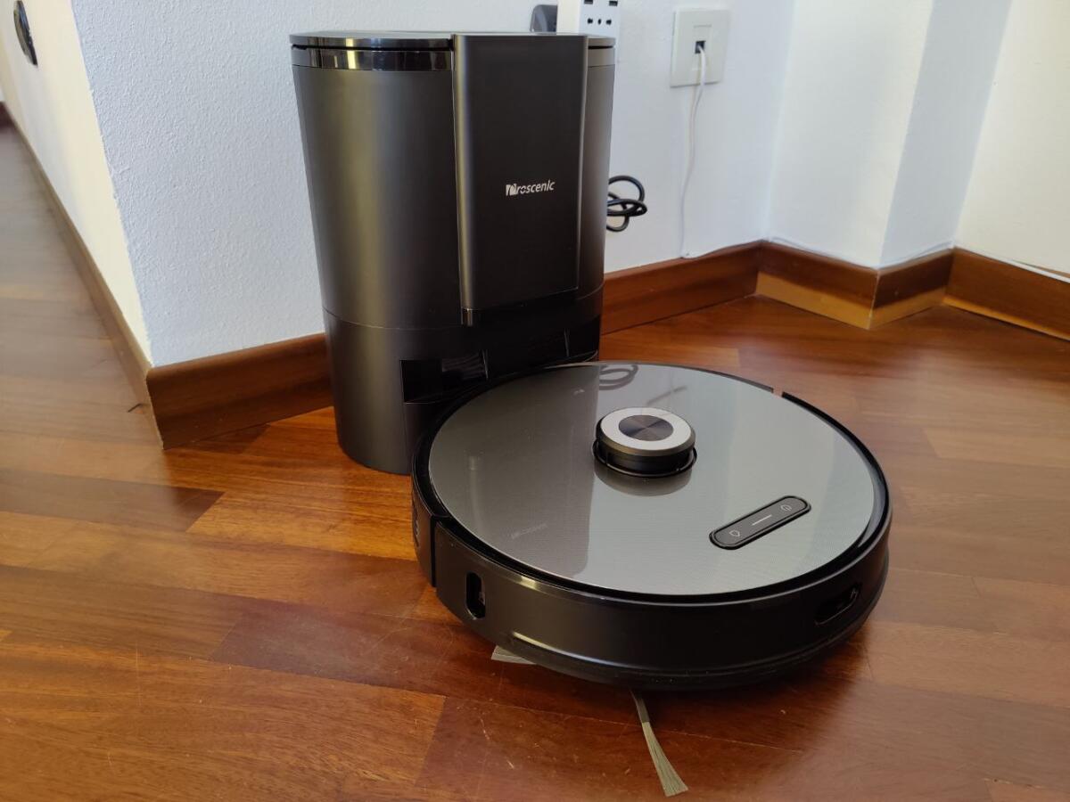 RECENSIONE Robot Aspirapolvere Proscenic M8 PRO: si svuota da solo - 