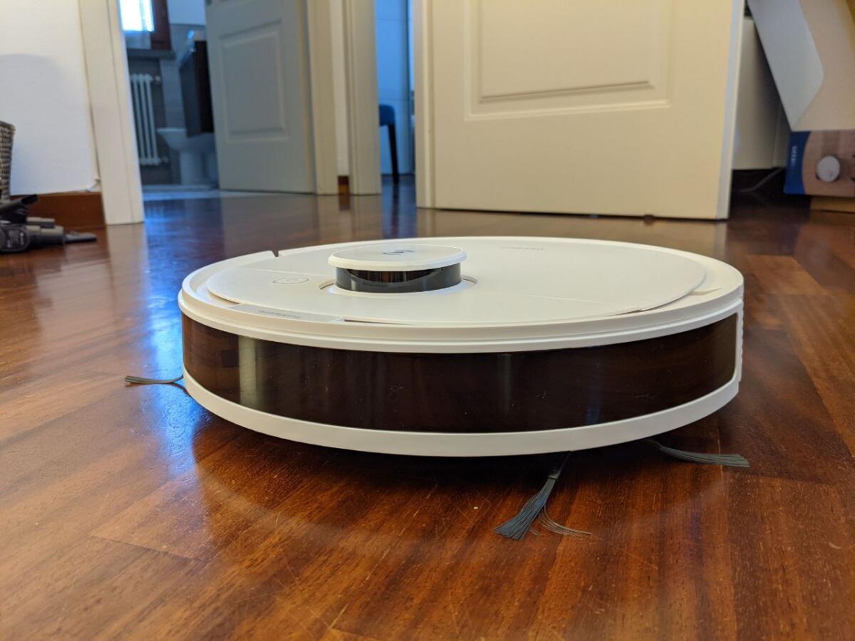 RECENSIONE Ecovacs Deebot N8: un Robot Aspirapolvere SUPER - 