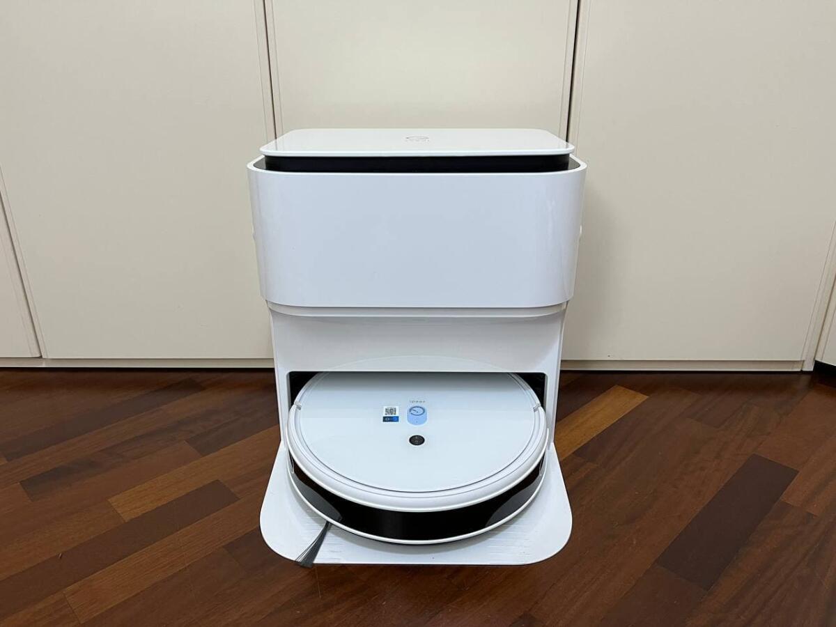 Recensione Yeedi Mop Station: costa poco, aspira e lava bene - 