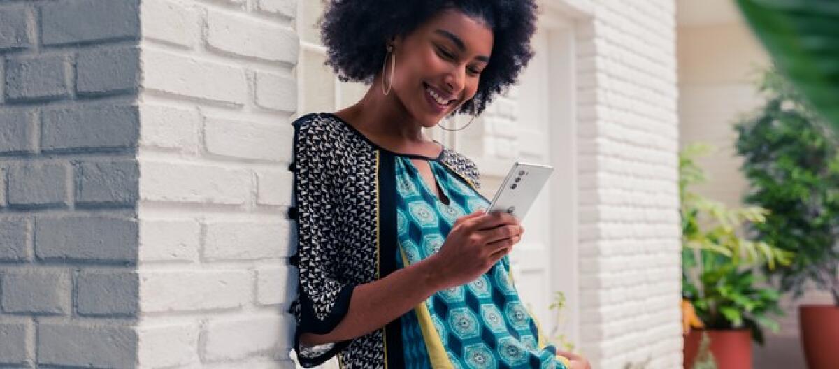 Moto G82 ufficiale | Scopri la SCHEDA TECNICA - 