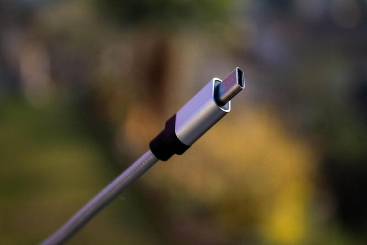 UFFICIALE: porta USB-C obbligatoria per tutti dal 2024 - 