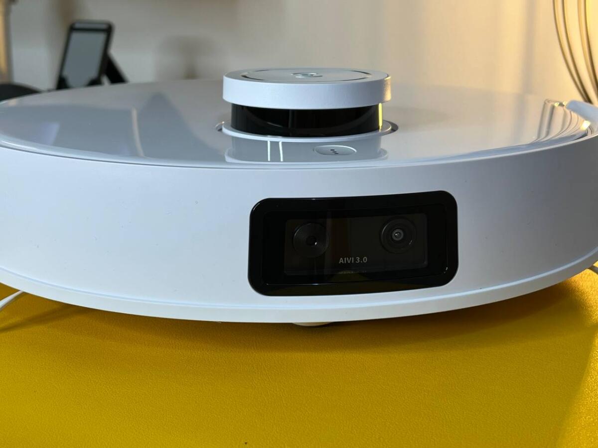 Recensione Ecovacs Deebot X1e Omni: costa meno, non gli manca niente - 