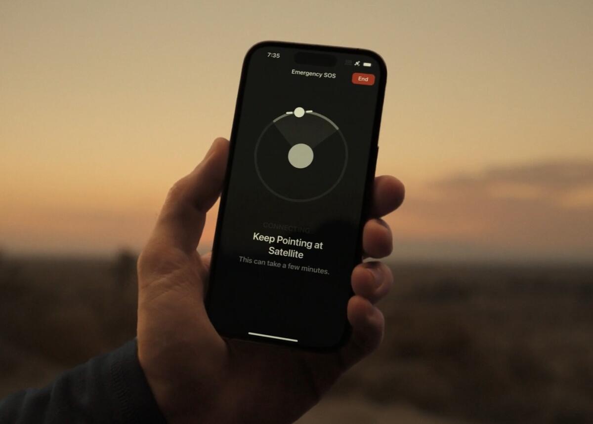 La funzione SOS emergenza via satellite di iPhone 14 arriva in Italia - 