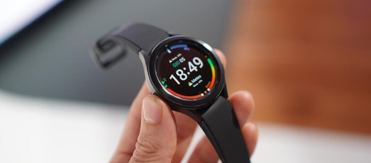 Abilitare ECG e monitoraggio pressione su Galaxy Watch 4 senza avere un telefono Samsung - 