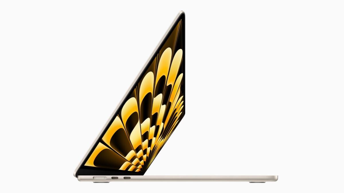 Apple presenta MacBook Air 15 pollici: Prezzo e Disponibilità - 