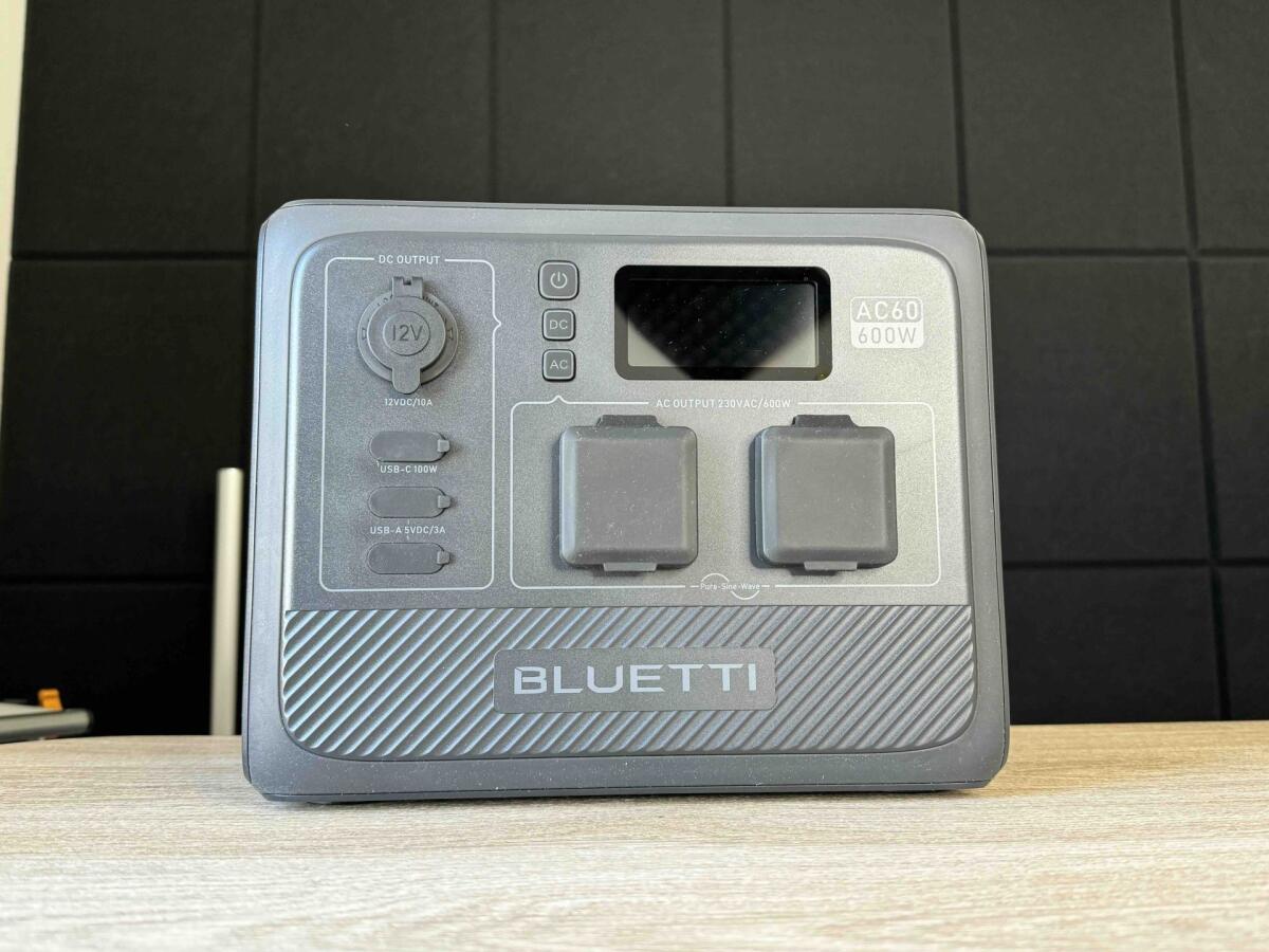 Recensione Bluetti AC60 Power Station Portatile da 600 Watt - 