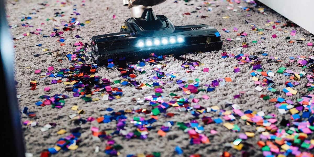 Le pulizie domestiche ci rendono più felici: lo confermi? - 