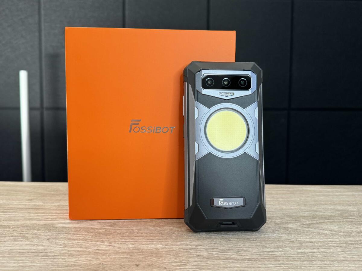 Recensione FOSSiBOT F102 telefono rugged economico - 