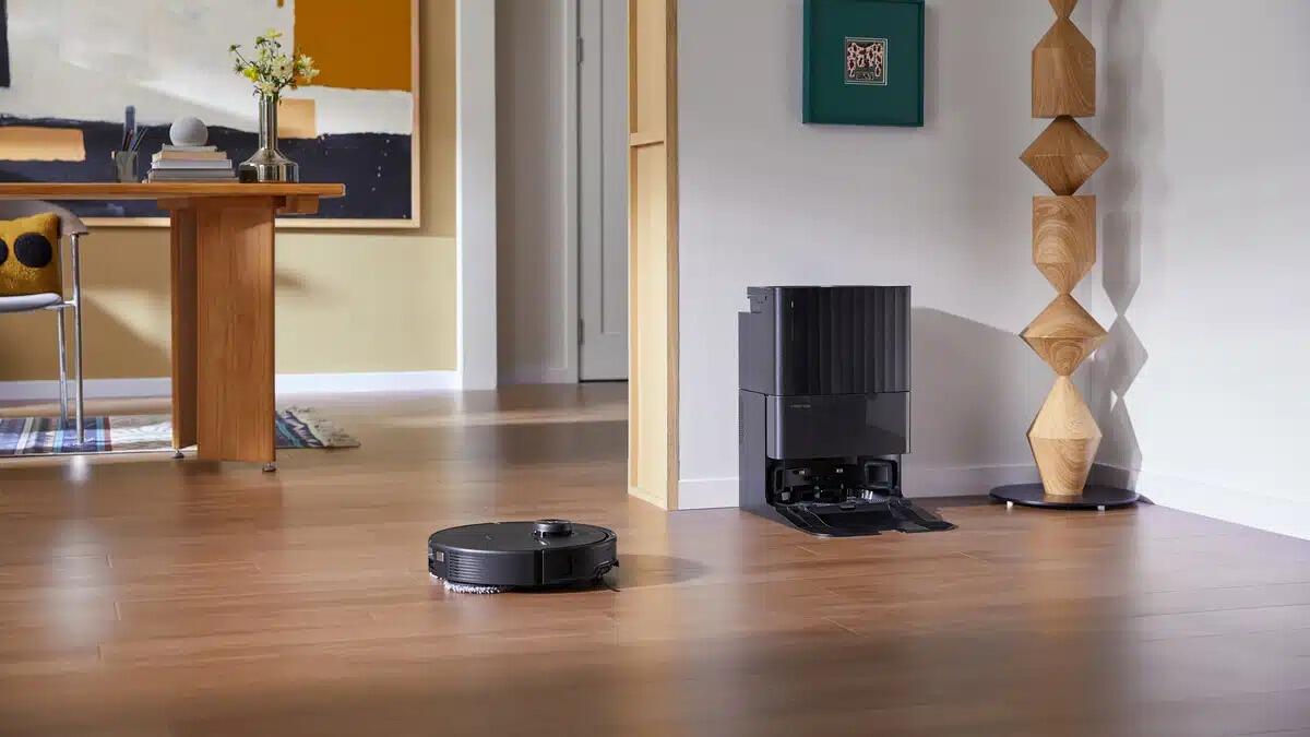Scopri il nuovo robot aspirapolvere Roborock Qrevo Master - 