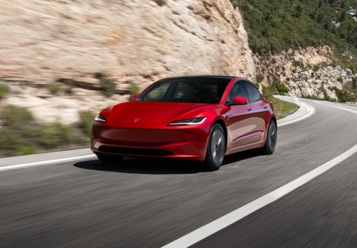 Nuova Tesla Model 3 Long Range RWD: cosa devi sapere - 