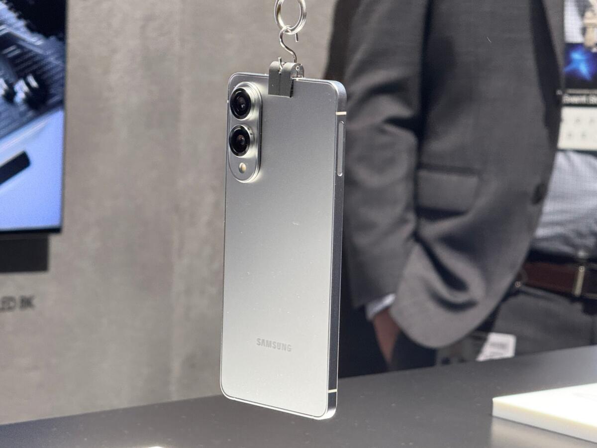 Il Samsung Galaxy S25 Slim si chiama in realtà Galaxy S25 Edge - 