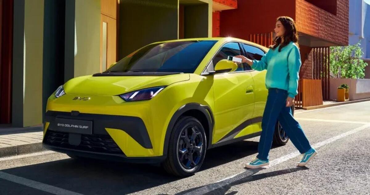 BYD Dolphin Surf: L'Auto Elettrica Economica che Farà Impazzire l'Italia! - 