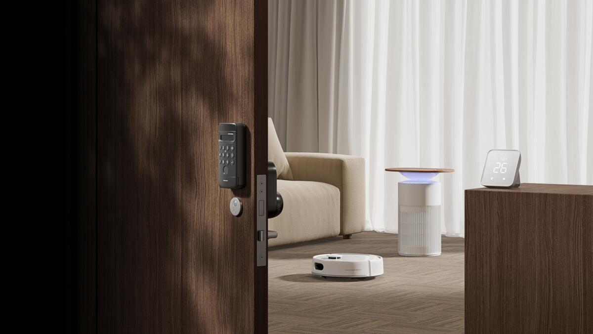 Svolta Smart Home: La Nuova Serratura SwitchBot Lock Ultra Sblocca con il Tuo Volto! - 