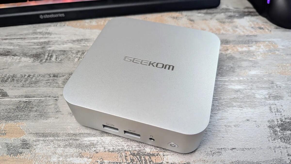 Recensione GEEKOM A8 Mini PC con Ryzen 7 8845HS: è quello da comprare - 