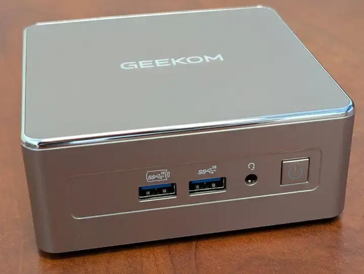 Recensione GEEKOM A5 2025: come va con Ryzen 5 7430U - 