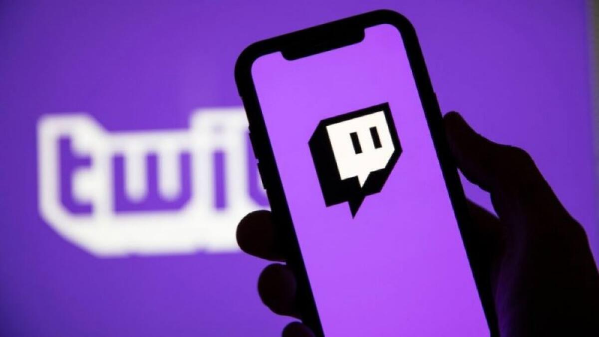 Come scaricare Twitch MOD su iPhone - FACILE - 