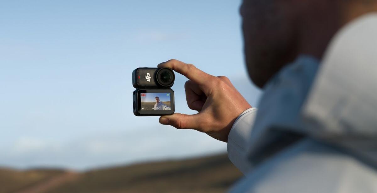 DJI Osmo Nano, l'action cam magnetica che puoi attaccare ovunque per riprese 4K - 