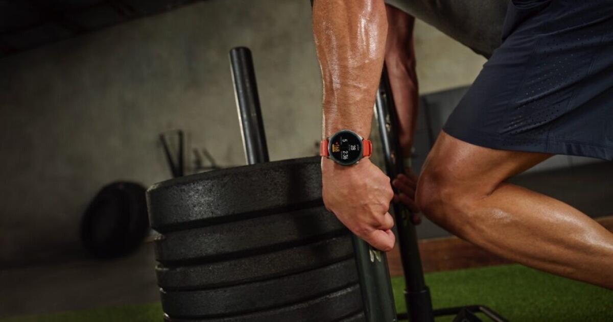 Vuoi dominare HYROX? Ecco lo Smartwatch Ufficiale e le 3 Funzioni che ti servono (Amazfit) - 