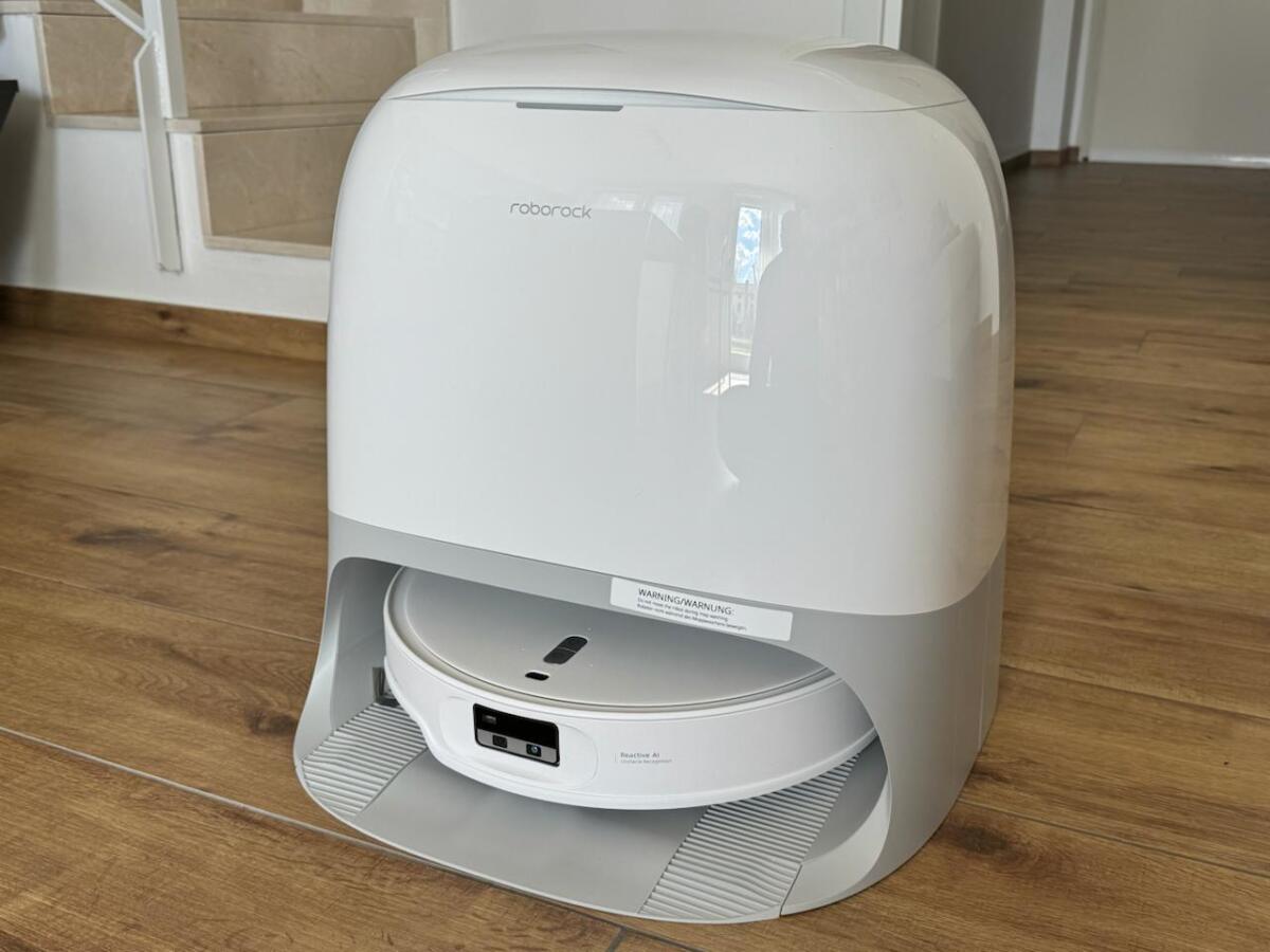 Recensione Roborock Qrevo Curv 2 Pro Robot Aspirapolvere Lavapavimenti: usa l'acqua calda! - 