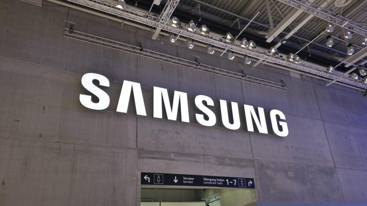 Samsung sotto accusa per spyware israeliano AppCloud: impossibile eliminarlo dai Galaxy - 