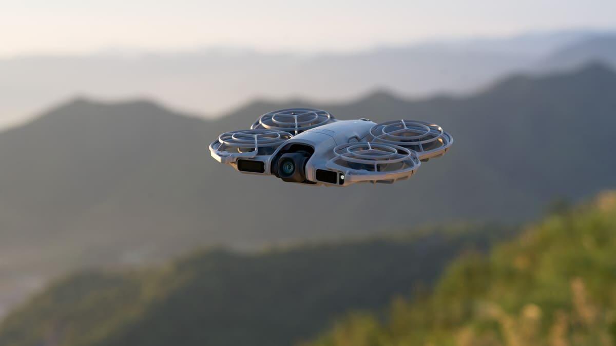DJI Neo 2: il nuovo drone che si pilota con le mani costa solo 239€ (e schiva gli ostacoli da solo) - 