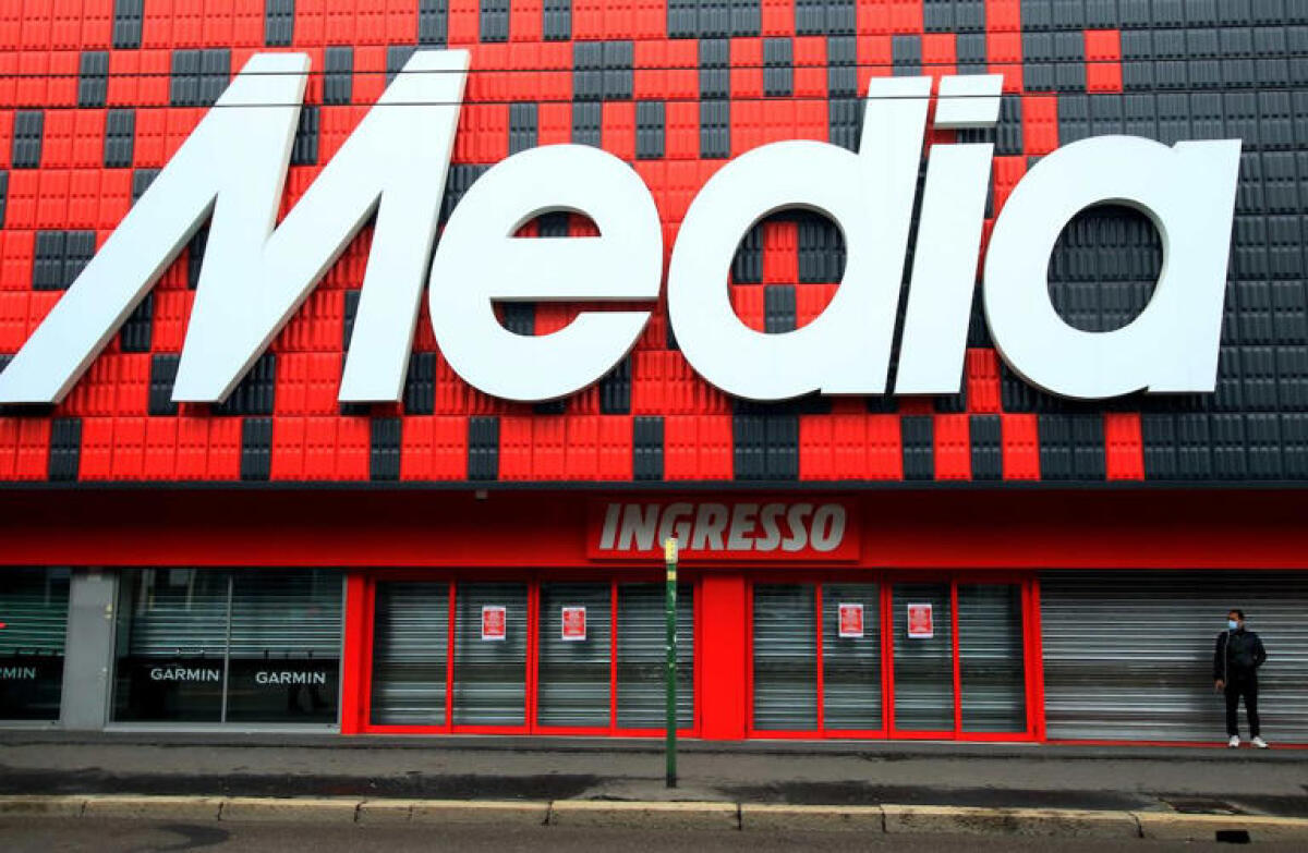 MediaWorld consegna iPad Air a 15 euro, poi li rivuole indietro: può farlo legalmente? - 