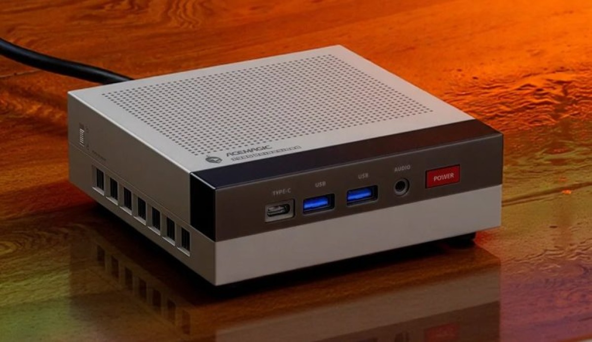 ACEMAGIC Retro X3: mini PC rétro con Ryzen 7 e Radeon 780M - 