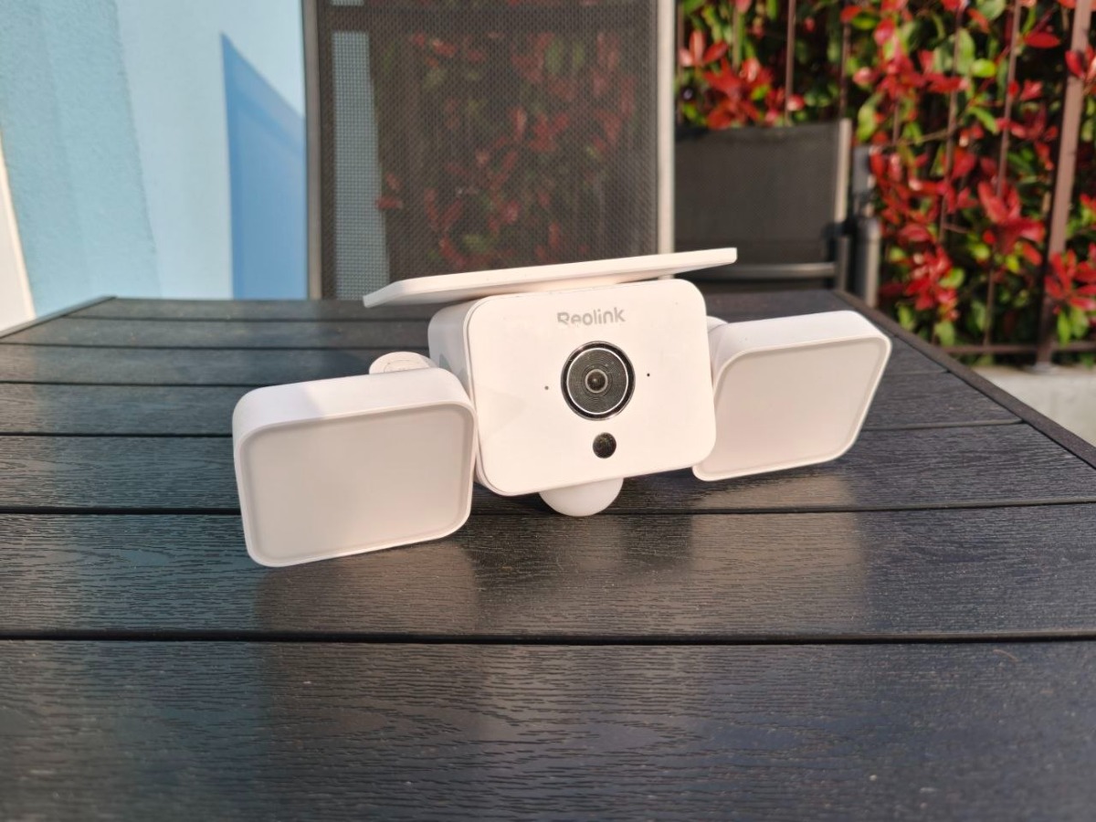 Reolink rivoluziona la sicurezza outdoor con Solar Floodlight - 