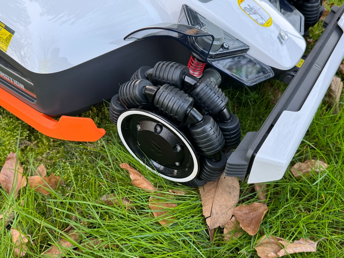 MAMMOTION LUBA 3 AWD