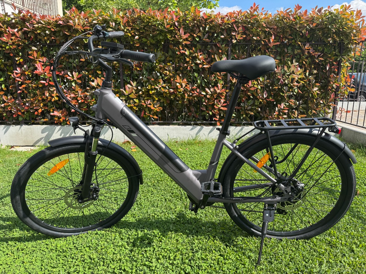 Recensione Touroll J2 ST Bicicletta Elettrica: costa POCO, va BENISSIMO! - 