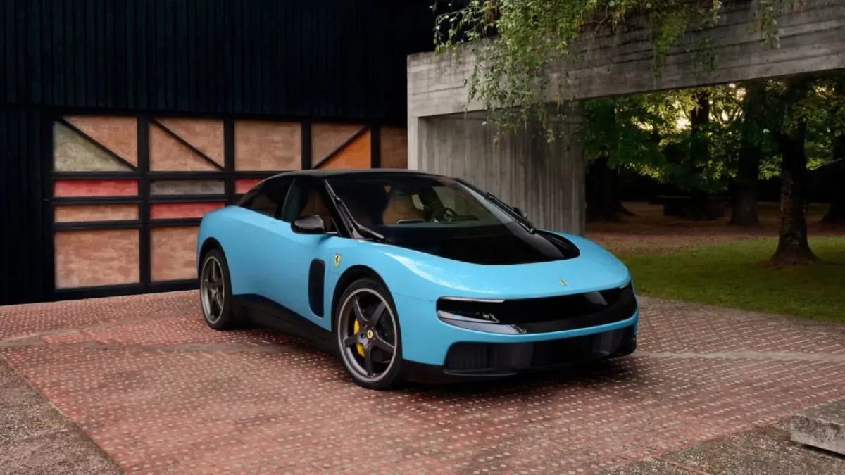 Ferrari Luce: prezzo, foto e scheda dell'elettrica da 1050 CV - 