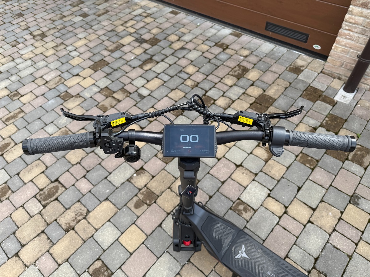 Recensione ENGWE Y1000