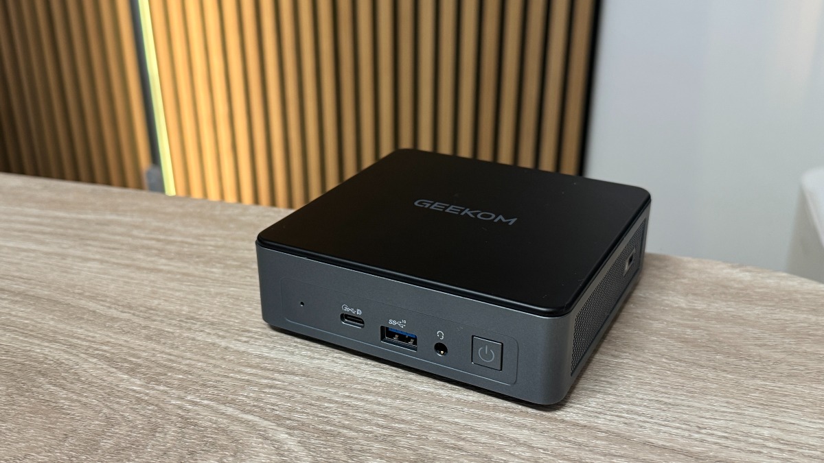 Recensione GEEKOM Air12 2026