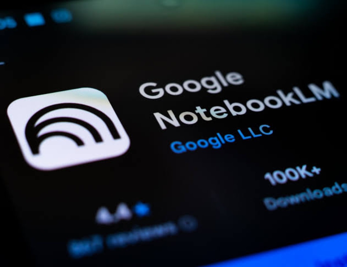 NotebookLM trasforma YouTube in una base di conoscenza - 
